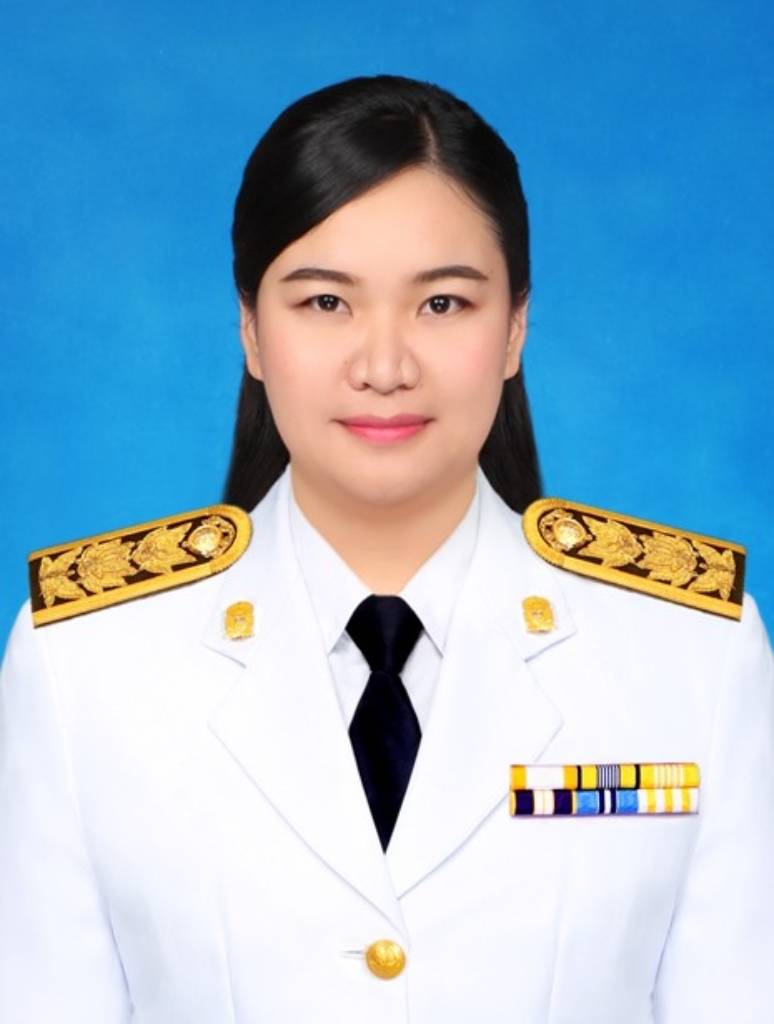 นางสาวดาริกา  เขจรลาภ
